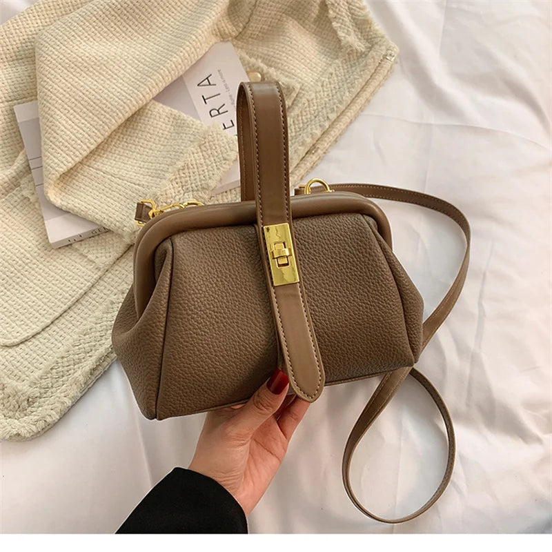 New 2023 Retro Clip Handbag Custom Leather Shoulder Crossbody Bags Ladies Purse for Women