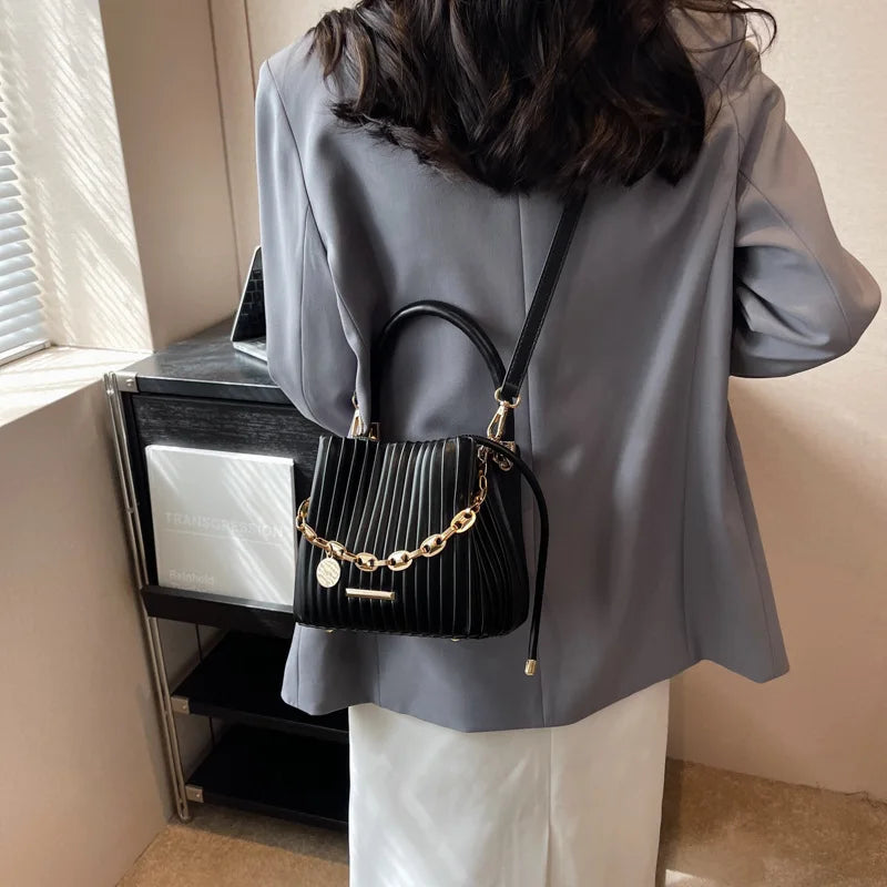 New Fashion Handbags 2024 Lady Leather Chain Bags Lady Fashion Design Purses for Females