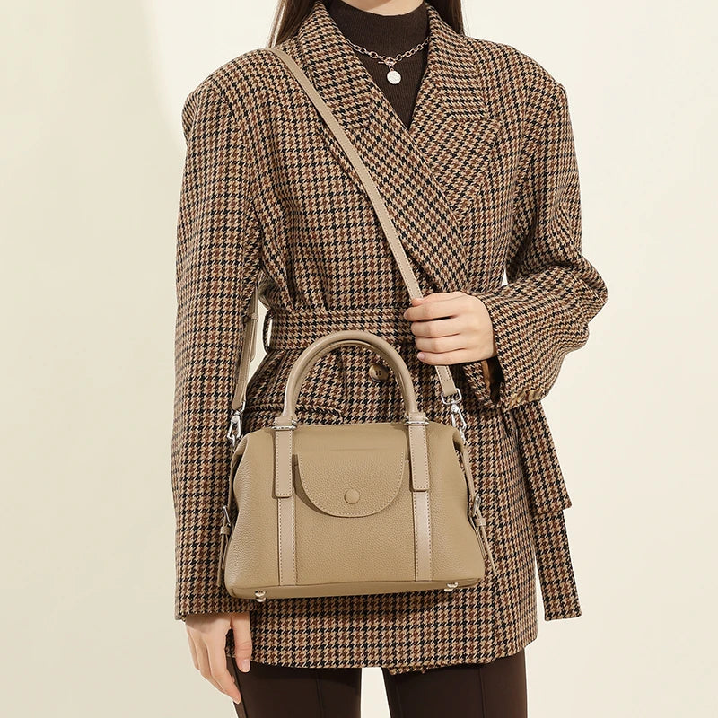 Famous Brand Customized Leather 2025 Trending Cheap Classy Lady Crossbody Bags Women Handbags Luxury for Ladies Wholesale