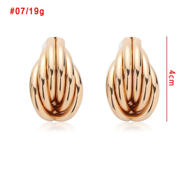 Fashion Classic Gold Twisted Love Knot Stud Earrings for Women Simple Geometric Small Earrings Wedding Bridal Jewelry N206048