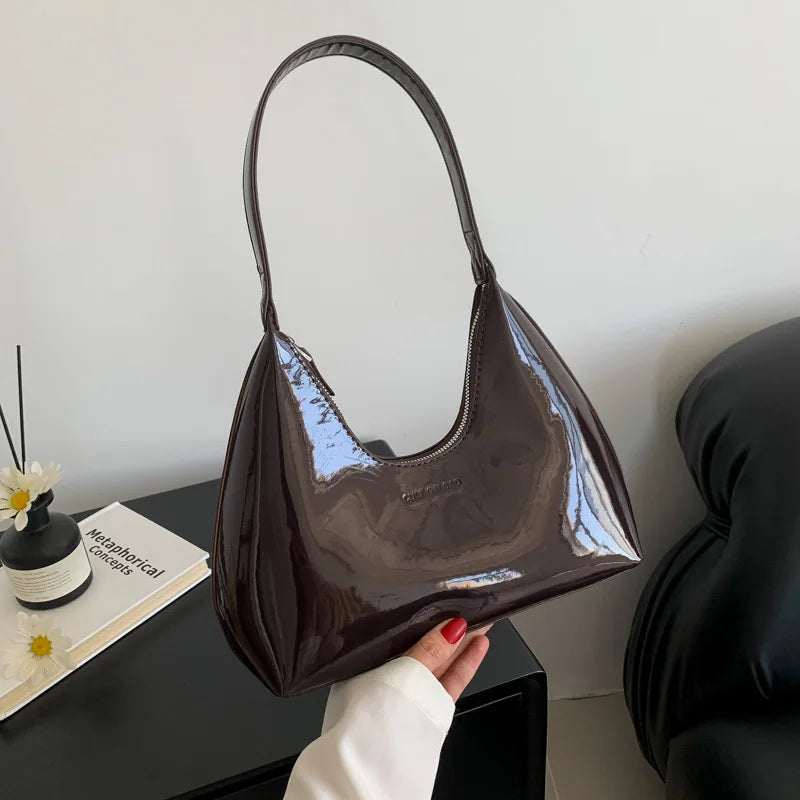 Women Burgundy Shoulder Bag Luxury Design Wine Red Half Moon Handbag Fashion Pu Leather Handbag Small Crescent Underarm Bags New